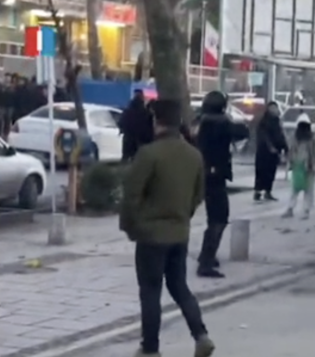 Iran Uprising Explodes – IRCG Fires Into Crowds