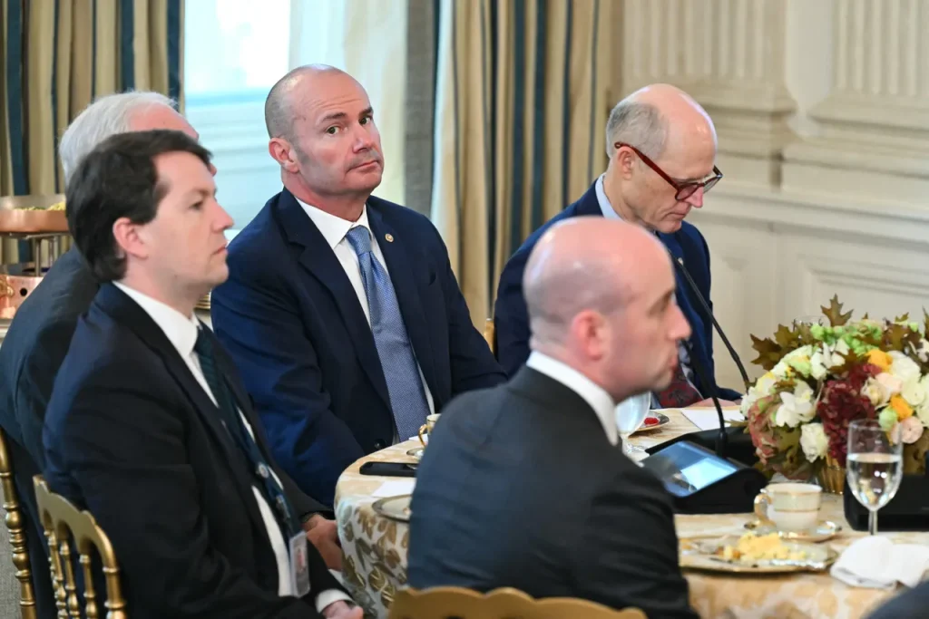 Republicans Fail To Eliminate Chuck Schumer Carveout From Funding Package