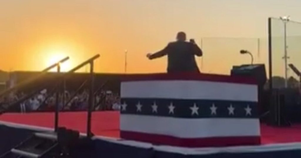 WATCH LIVE: President Trump Delivers Remarks in Iowa – 4 PM ET