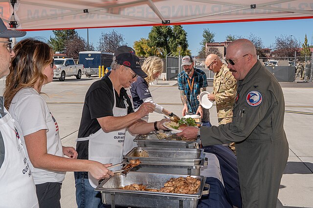 Gary Sinise Warns Many Americans Are ‘Disconnected’ From Military Service And Its Sacrifices