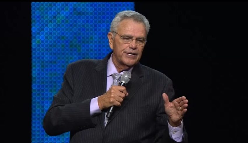 Televangelist James Robison dies at 82