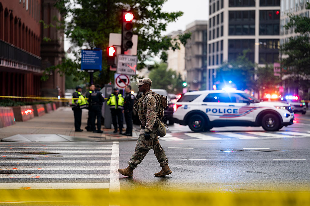 Gunman Who Claimed He Was Jesus Killed After Opening Fire Near White House