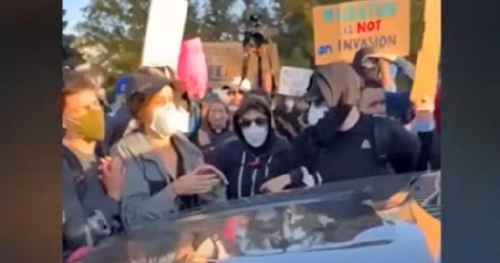 Criminal case against anti-ICE protesters dismissed in Chicago