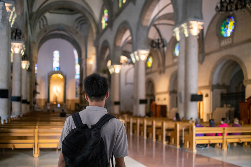 Want your children to keep the faith? Study points to 1 key factor