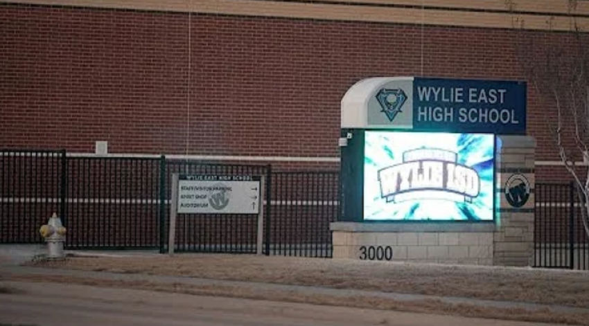 Principal resigns after Islamic groups distributed copies of Quran at Texas high school
