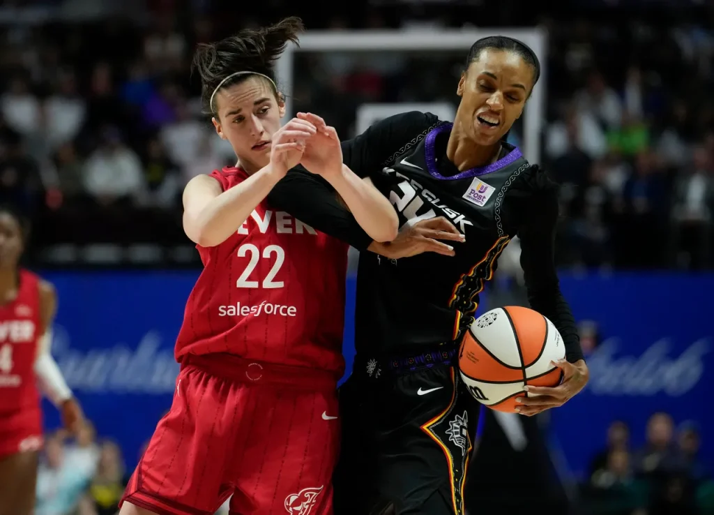 ‘It’s Ridiculous’: Caitlin Clark Fed Up After Referees Hit Her With Technical Foul For Clapping
