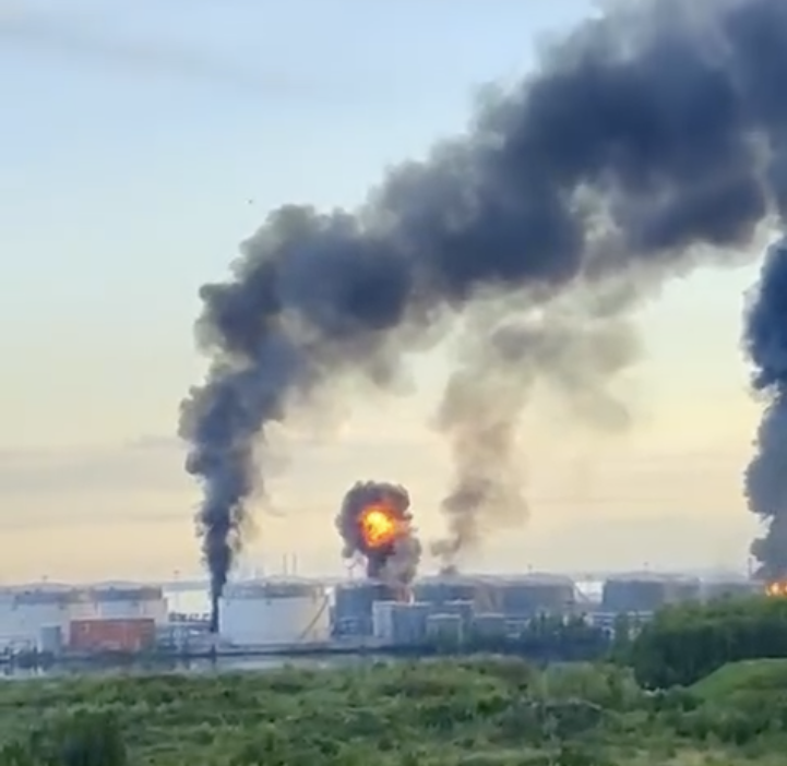 BREAKING: Ukraine Strikes St Petersburg As International Economic Forum Commences