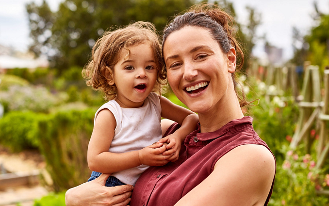 Texas Lawmakers Look at Prohibiting Foreign Surrogacy Contracts