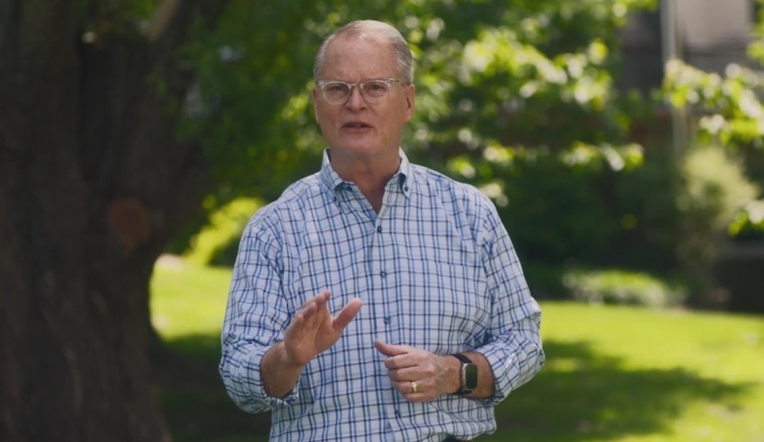 Pastor Adam Hamilton to face Sen. Roger Marshall after Kan. Dem. primary win
