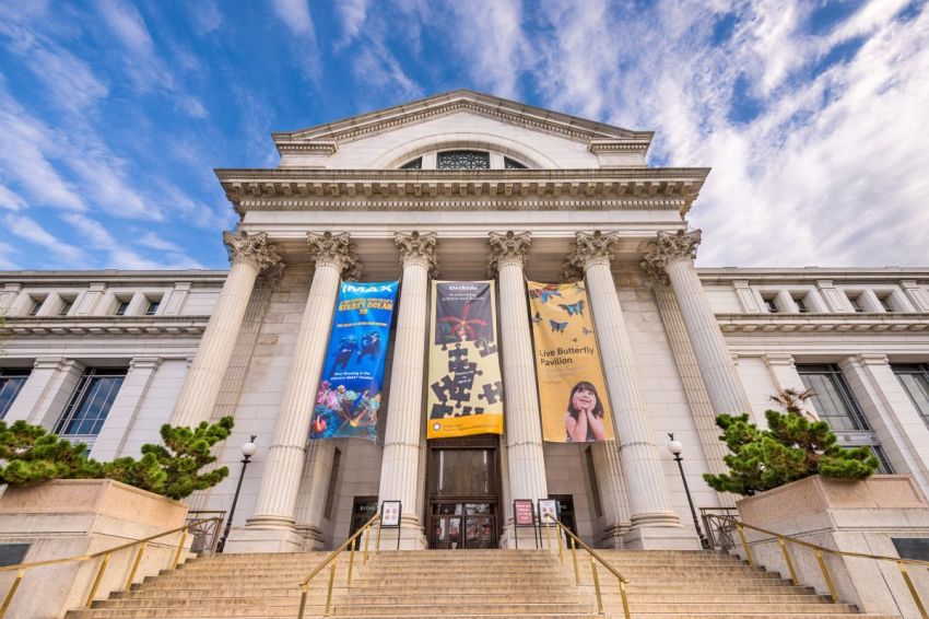 How the Smithsonian quietly erased America’s founders