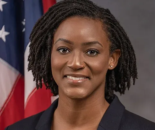 Socialists Shove the Resistance Aside in Florida