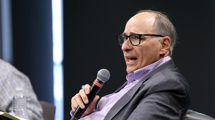Axelrod’s Axis