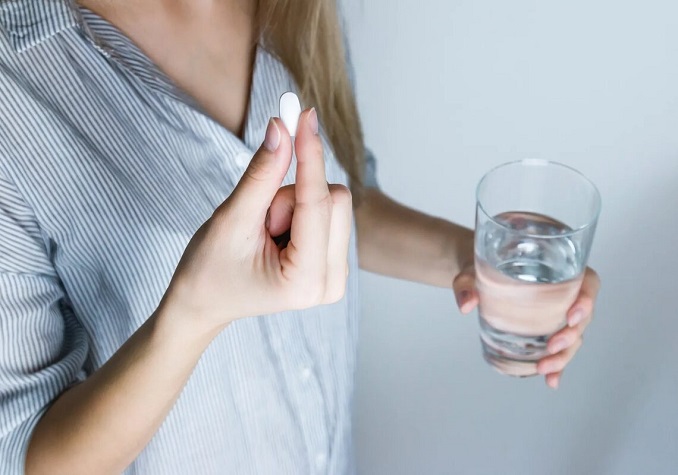 This 911 Call Highlights Everything Wrong With the Abortion Drug