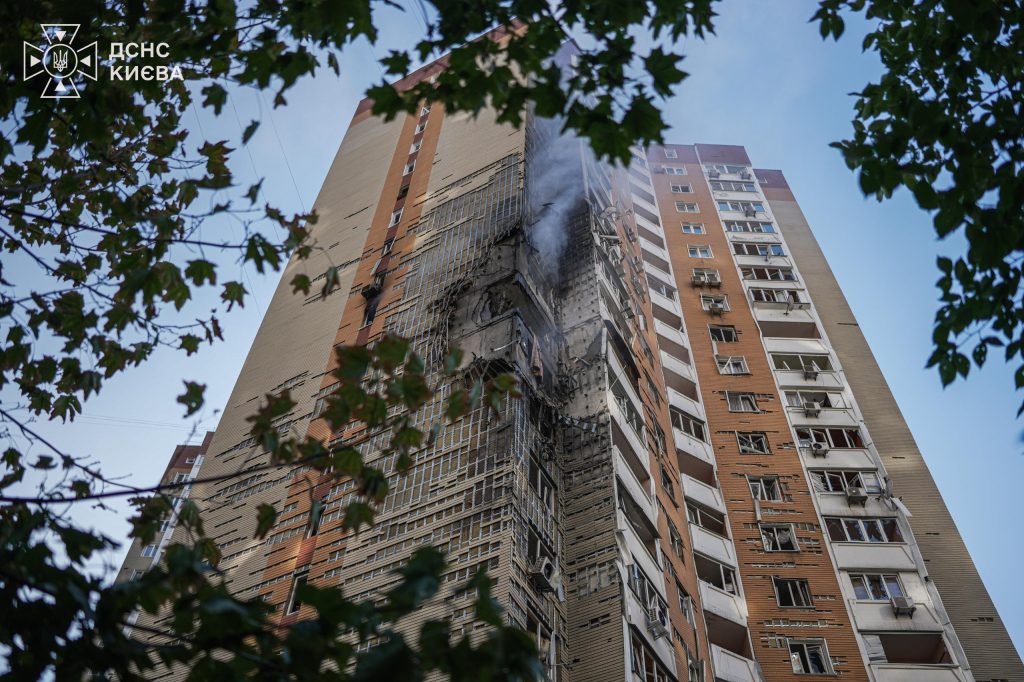 Ukraine Field Report: Russia Kills at Least 12 as Strikes Hit Kyiv, Dnipropetrovsk, and the Southern Front
