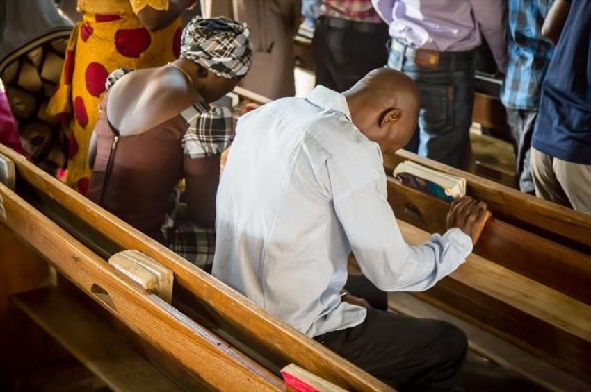 Kidnapped Nigerian priest, 7 others rescued; 2 suspects arrested