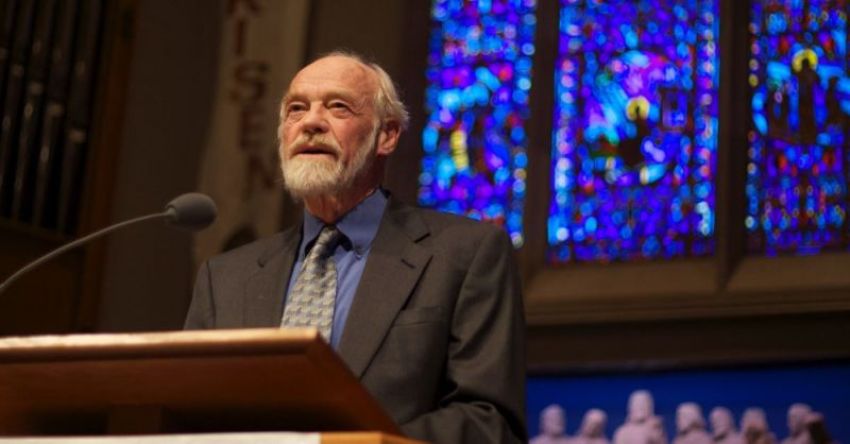 This week in Christian history: ‘The Message’ author dies; Edict of Nantes revoked