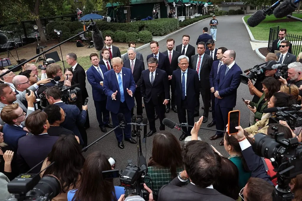 EXCLUSIVE: Majority Voters Want AI Development Slowed As Trump Brokers Safety Pact With Tech CEOs
