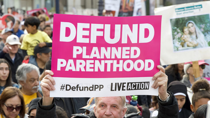 Lawmakers Ask HHS to Investigate Planned Parenthood Fraud