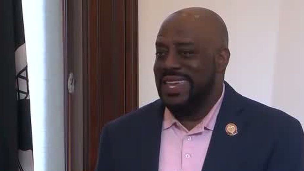 Savannah Mayor Says Some “Gangs” May Just Be Groups Making Music Together