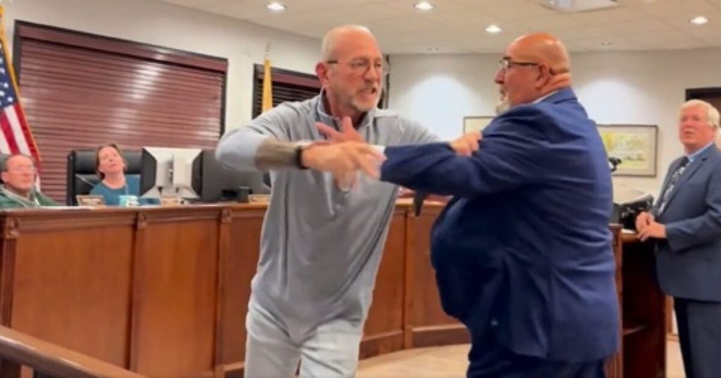 ‘I am f**king getting you!’ NJ mayor under fire for charging vocal critic